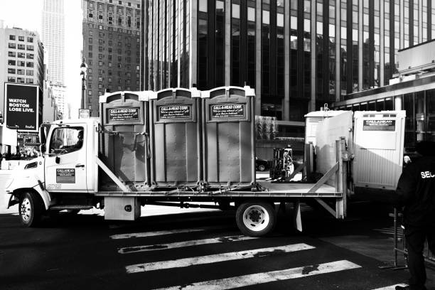 Best Portable toilet rental cost  in Butler, OH